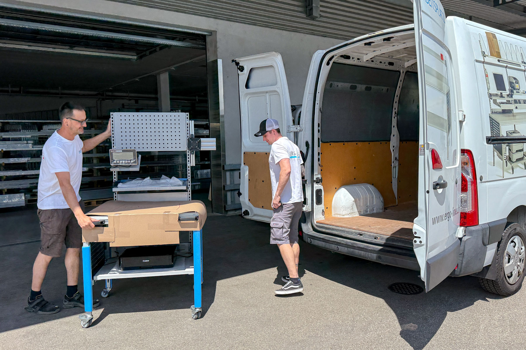 Lieferung und Montageservice