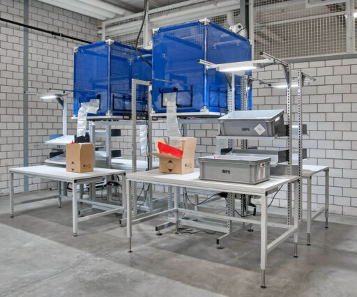 höhenverstellbarer ERGO-Basic Arbeitstisch mit Luftpolstersilo