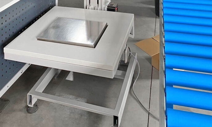 ERGO-line Hubelement an Packtisch